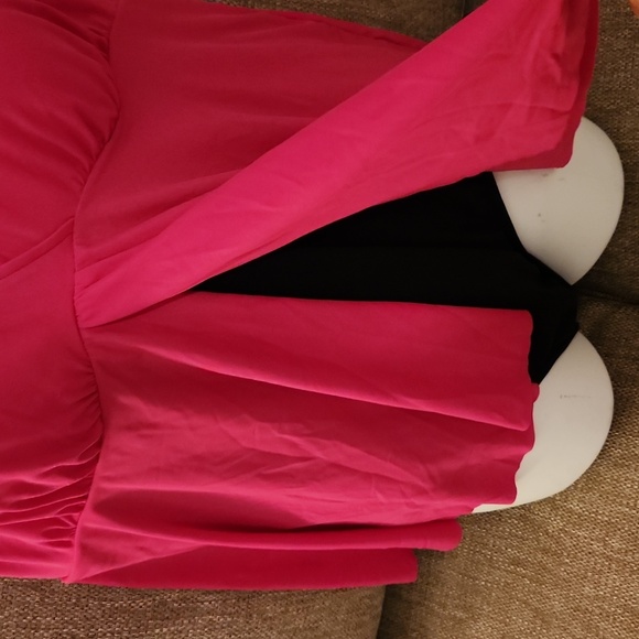 NWT!! Split skirt swimsuit - Picture 5 of 13